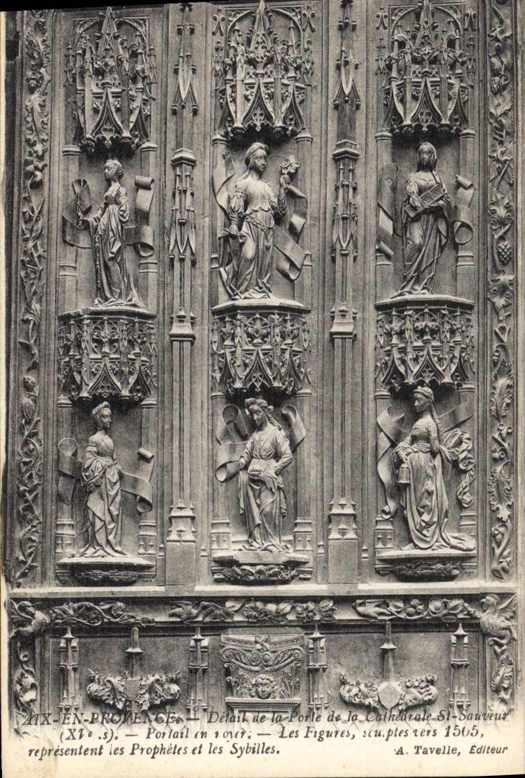 CPA Aix en Provence detail de la Porte de la Cathedrale St Sauveur XI S Portail en noyer les Figures