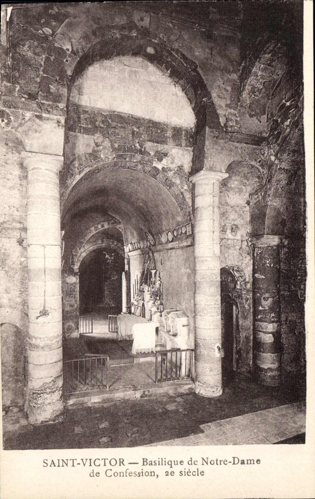 CPA Saint Victor Basilique de Notre Dame de Confession 2e siecle 