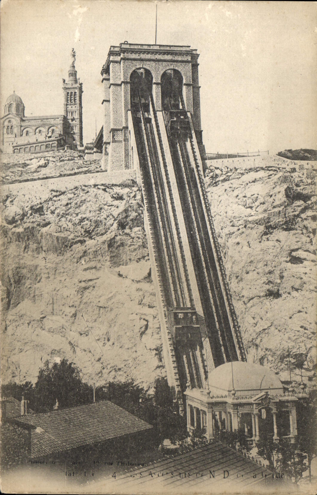 CPA Marseille Ascenseurs de N D de la Garde 