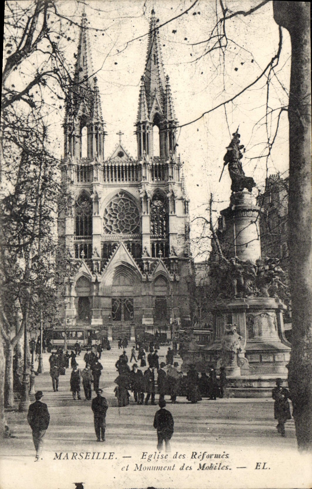 CPA Marseille Eglise des reformes et Monument des Mobiles 