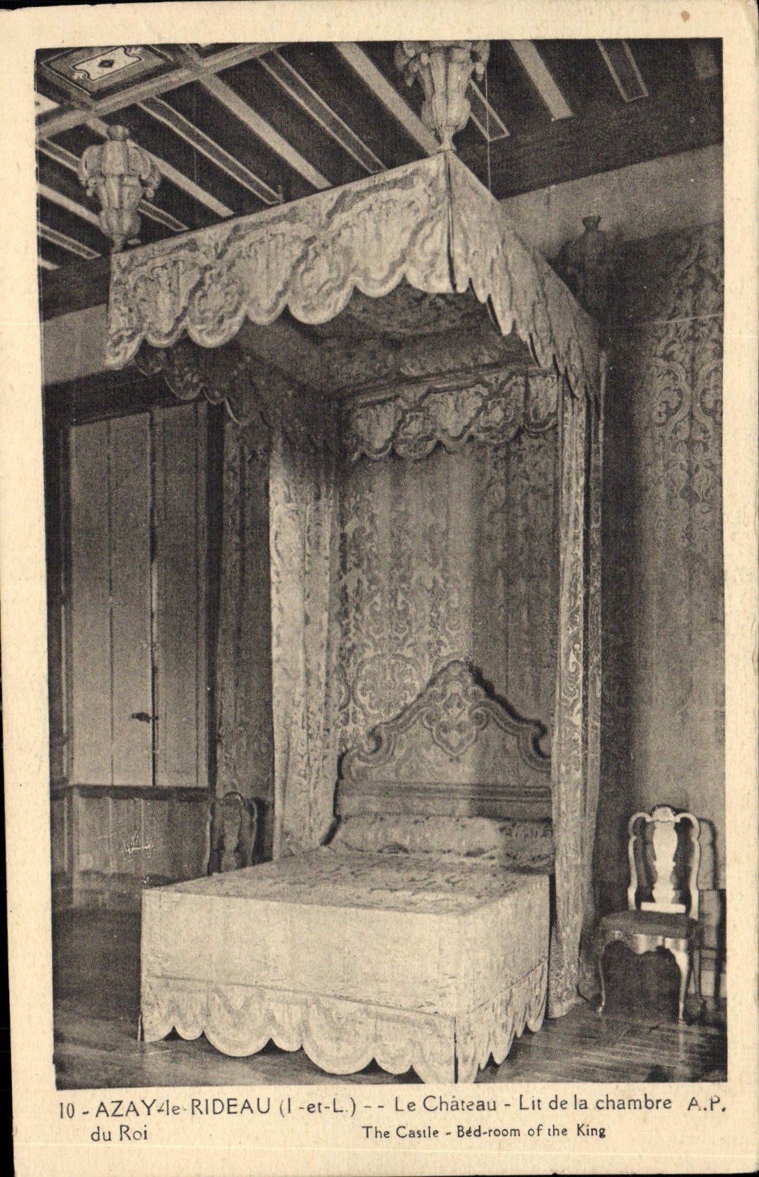 CPA Azay le Rideau I et L le Chateau Lit de la Chambre du Roi 