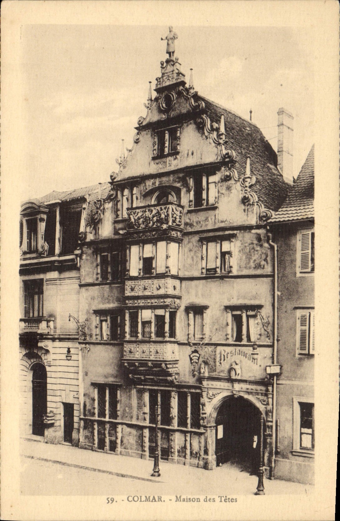 CPA Colmar Maison des Tetes 