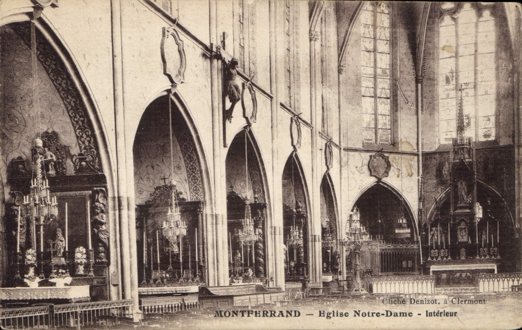 CPA Montferrand Eglise Notre Dame Interieur