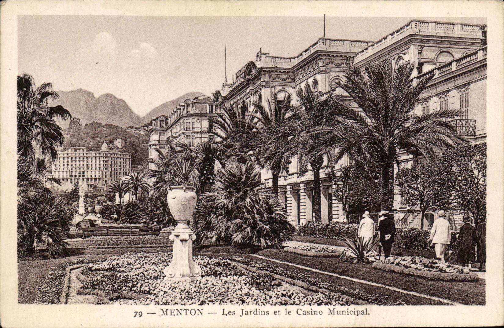 CPA Menton Les Jardins et le Casino Municipal 