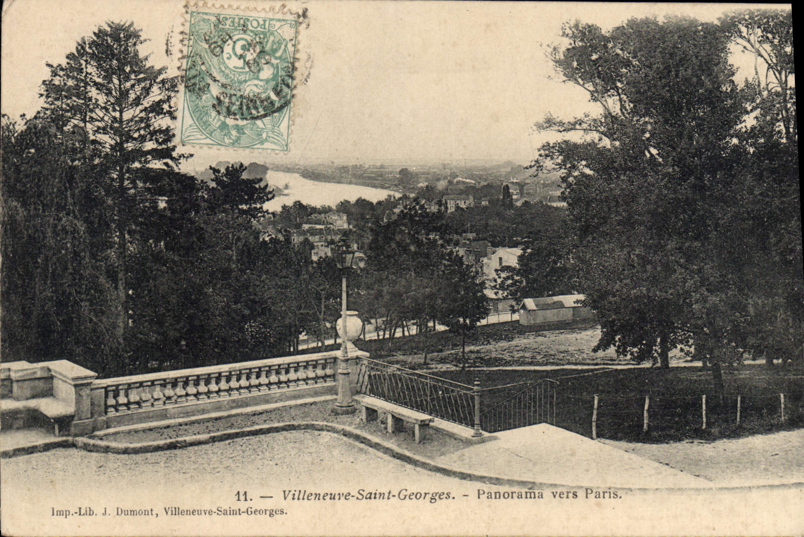 CPA Villeneuve Saint Georges Panorama vers Paris