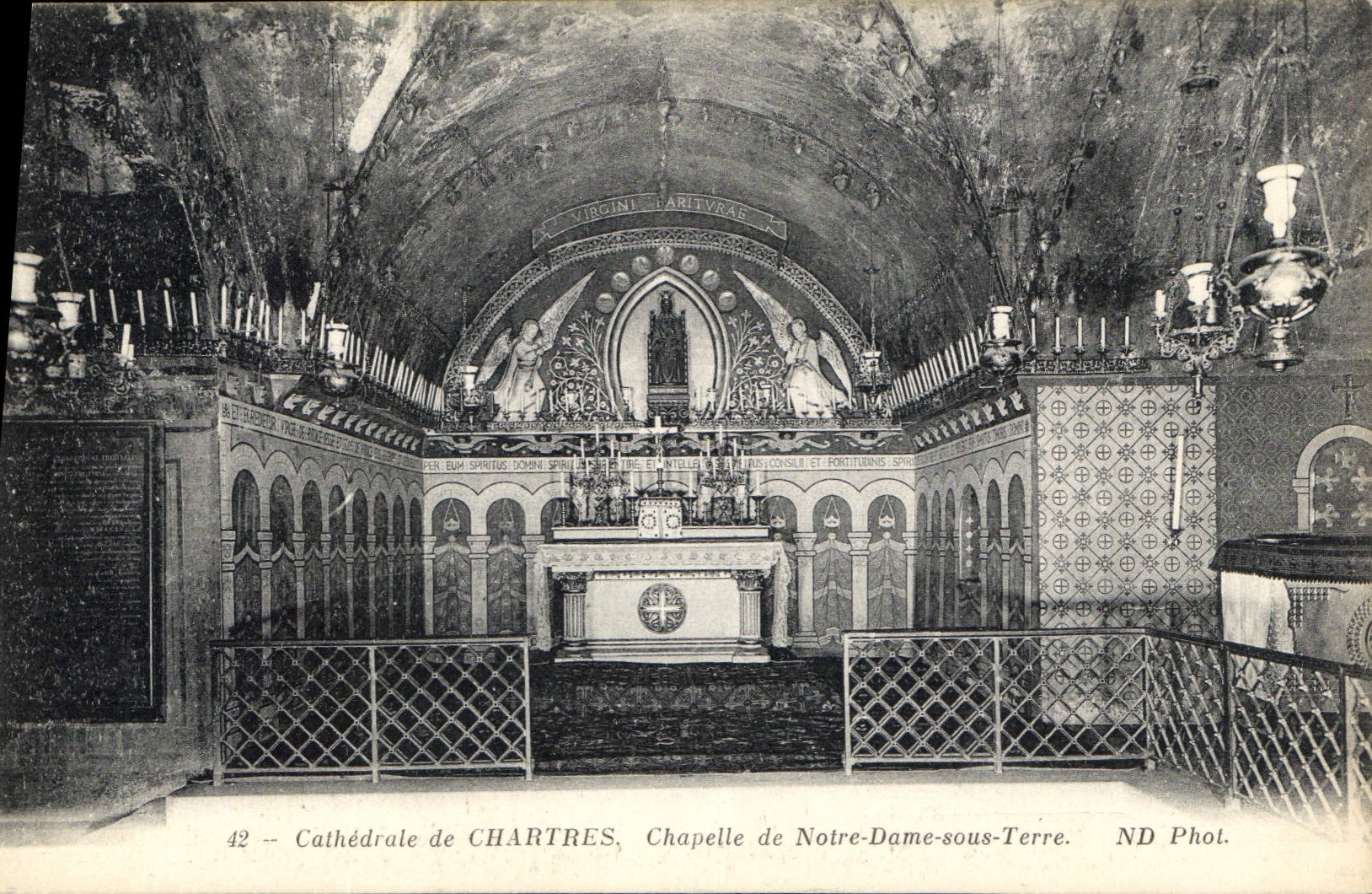 CPA Cathedrale de Chartres Chapelle de Notre Dame sous Terre 