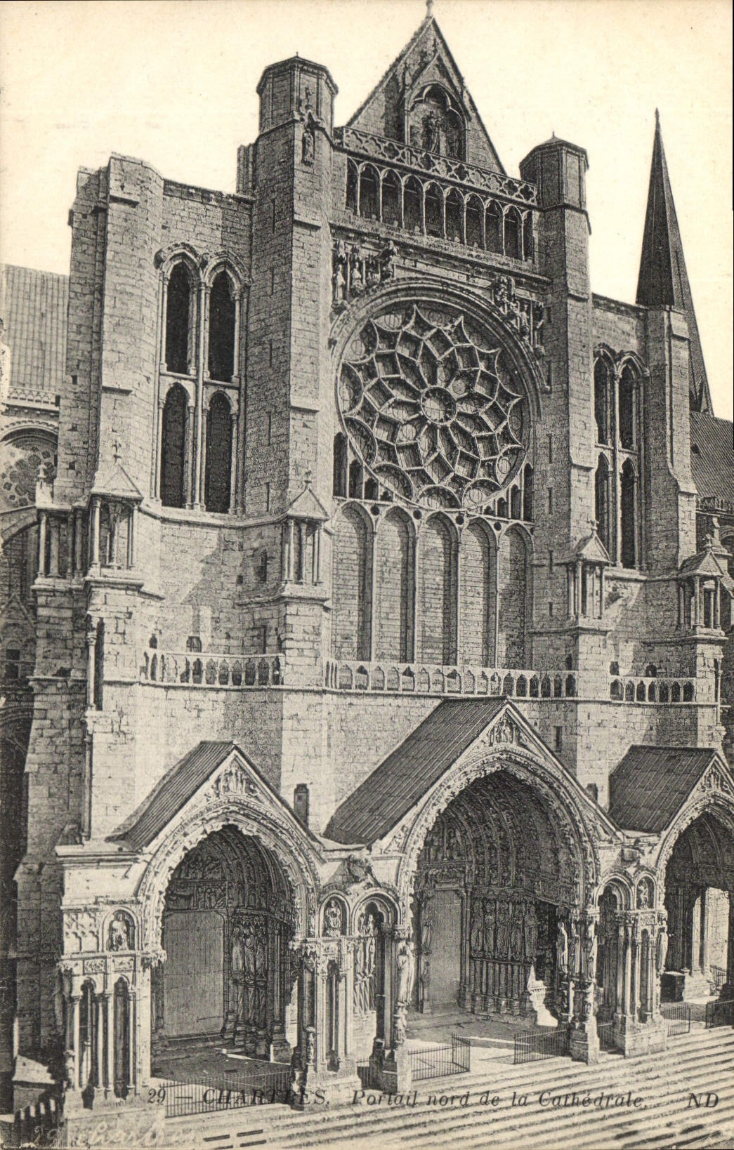 CPA Chartres Portail Nord de la Cathedrale 