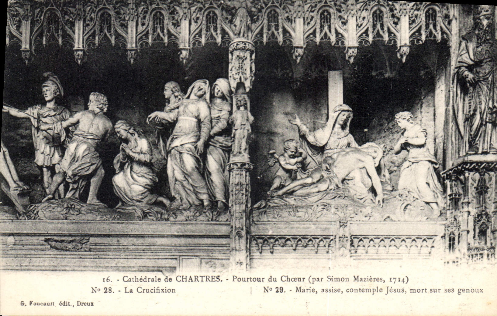 CPA Cathedrale de Chartres Pourtour du Choeur La Crucifixion Marie assise contemple Jesus mort ses g