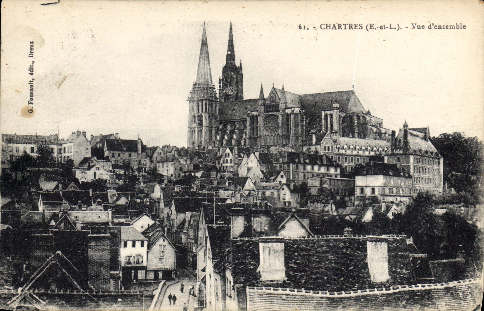 CPA Chartres E et L Vue d'ensemble 