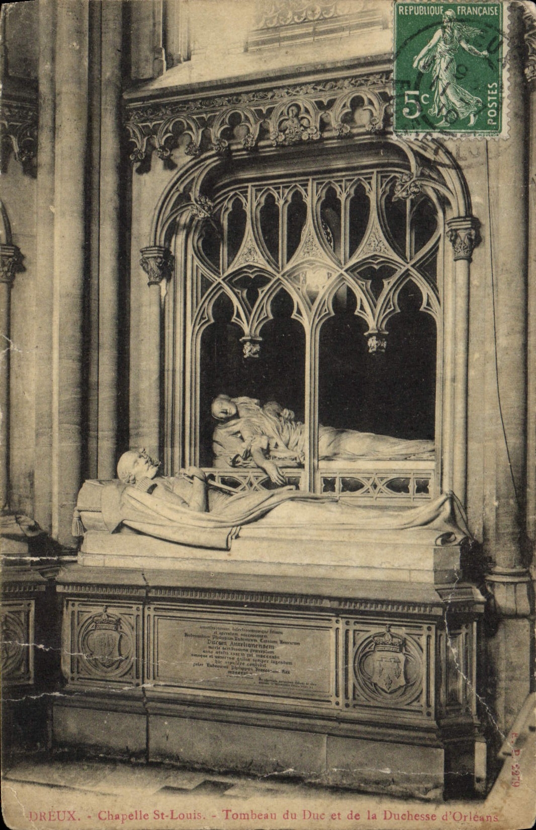 CPA Dreux Chapelle St Louis Tombeau de la Duchesse d'Orleans
