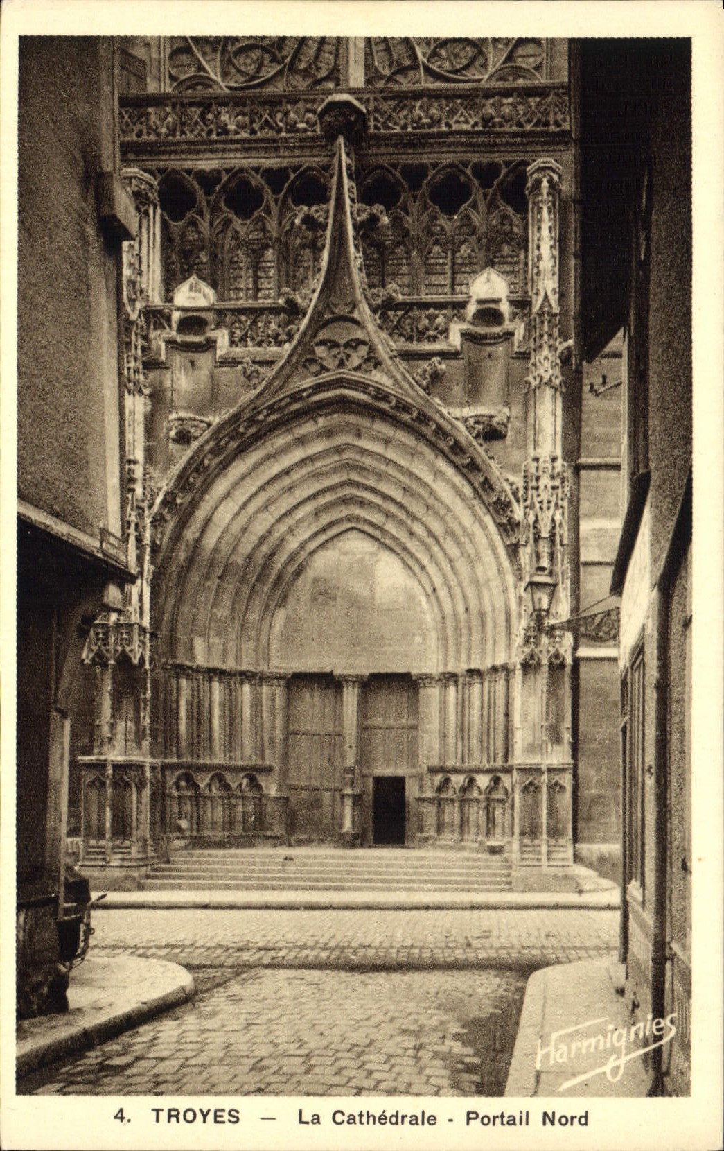 CPA Troyes la Cathedrale Portail Nord 