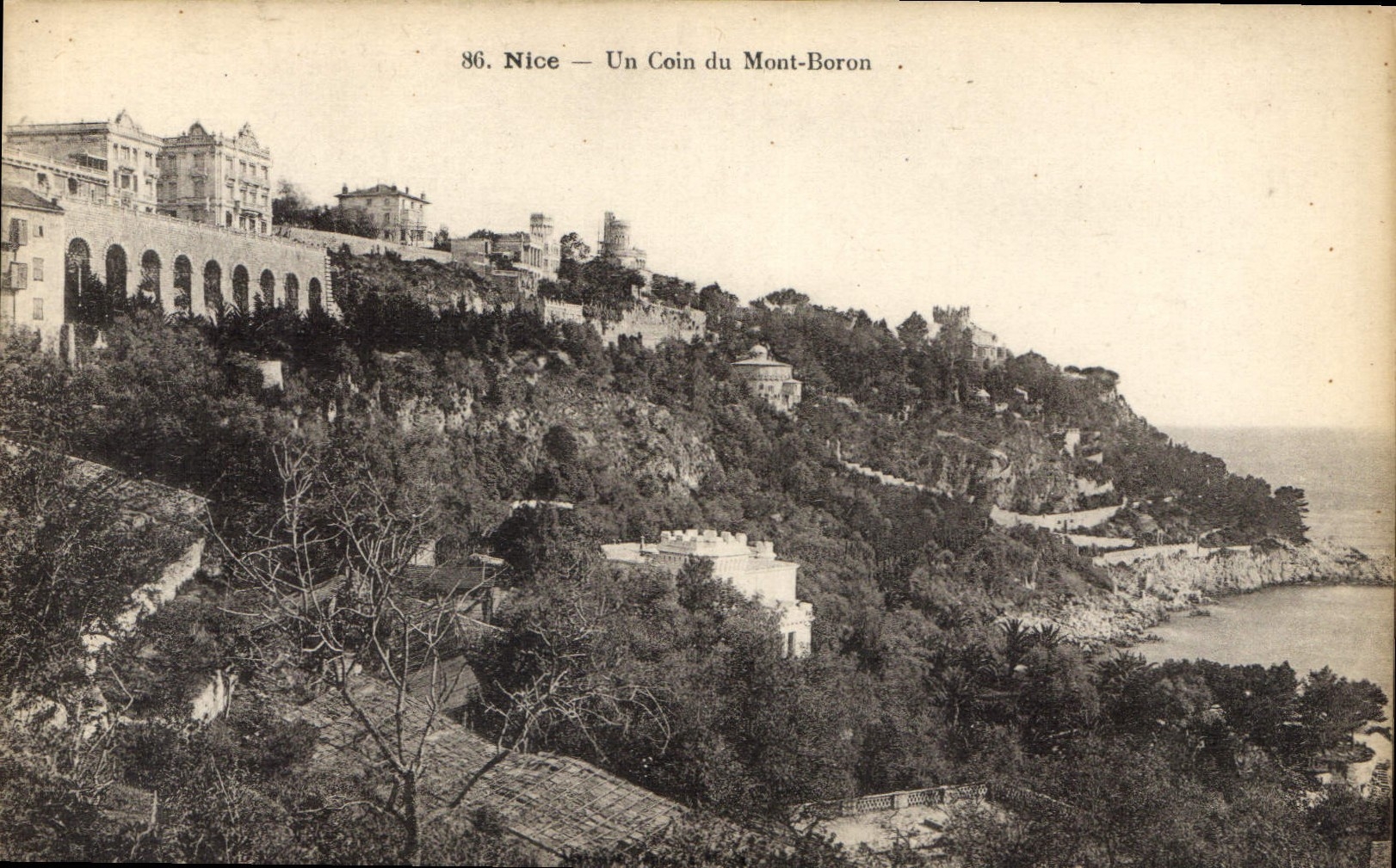 CPA Nice Un coin du Mont Boron 