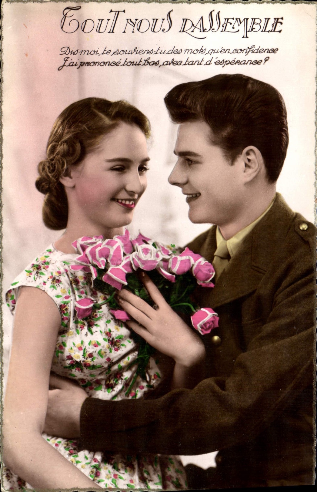 CPA Cout nous d'assemble Femme