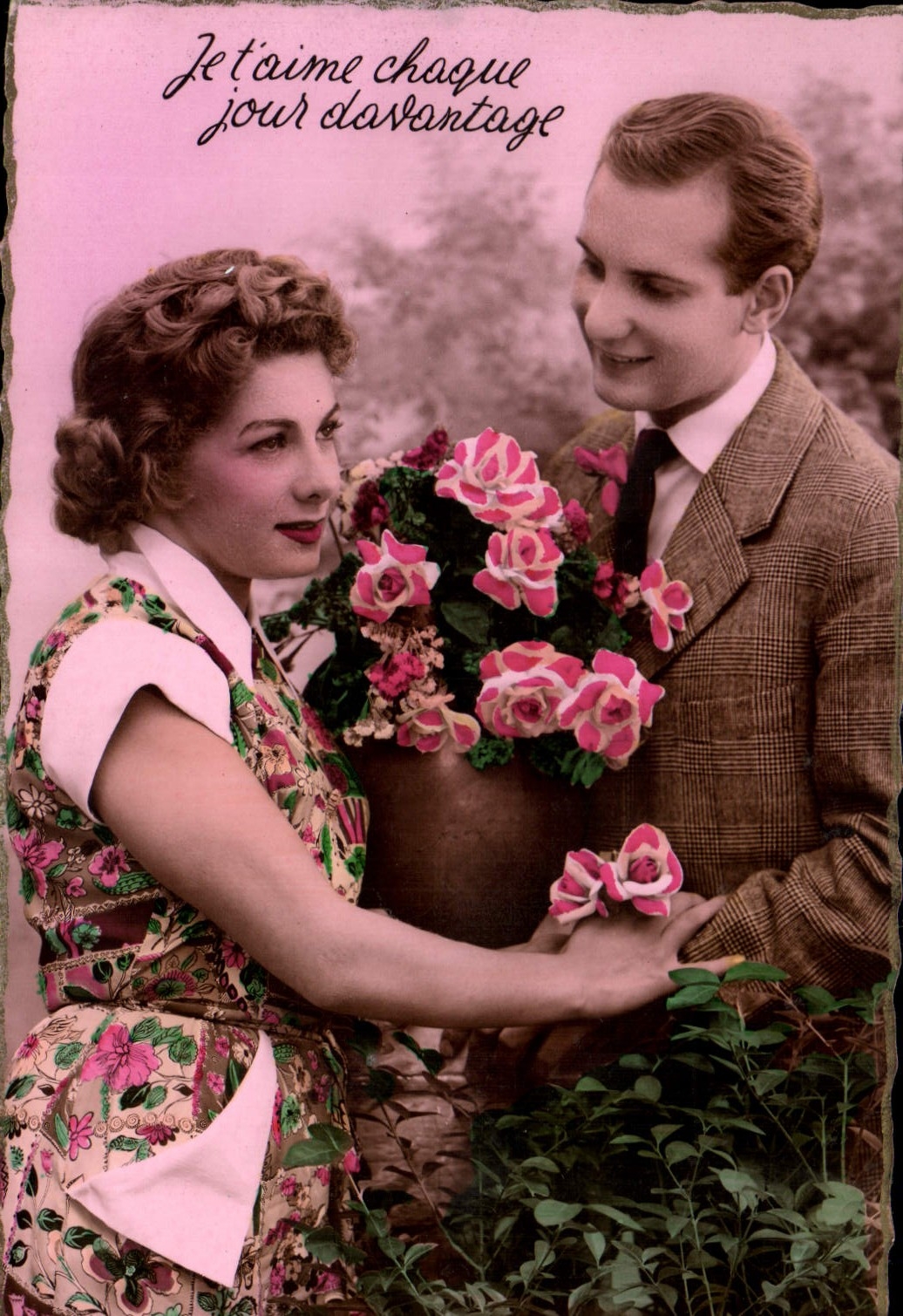 CPA Je t'aime chaque jour davantage Femme