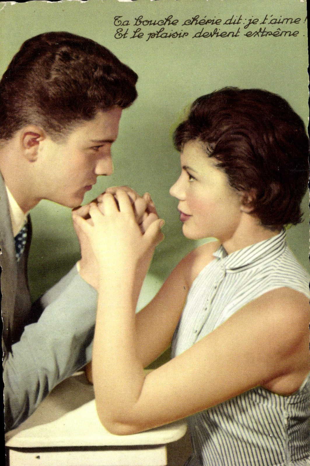 CPA La bouche cherie dit je t'aime Femme