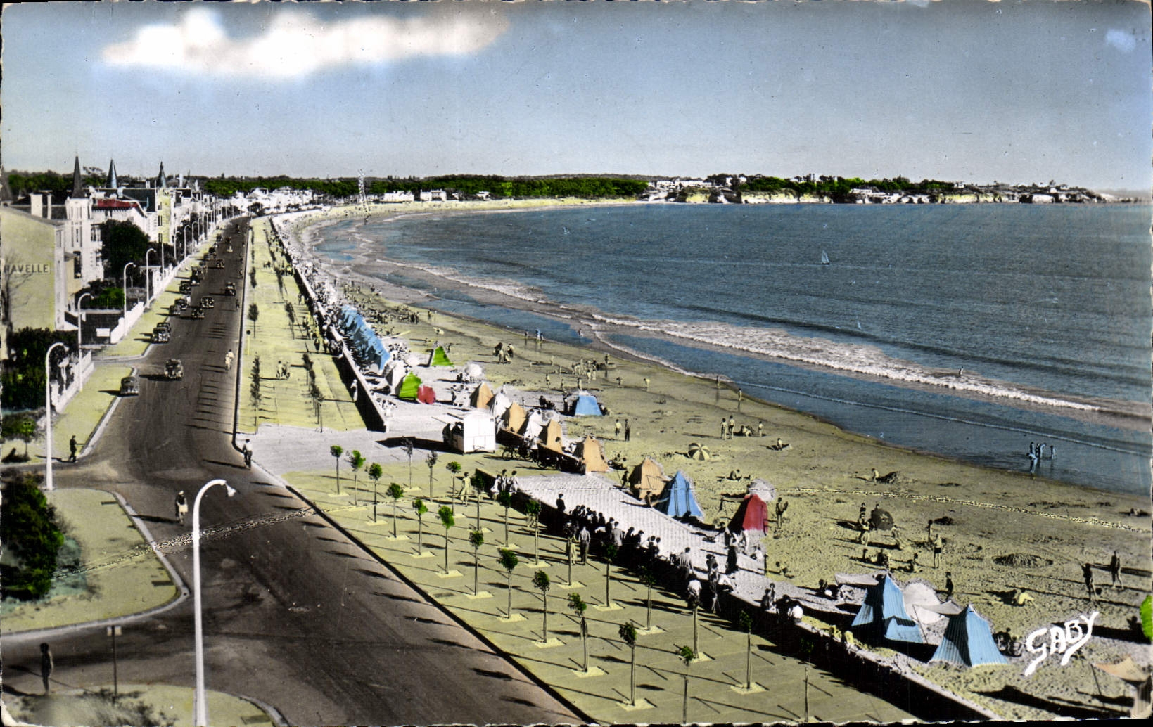 CPA Royan Ch MMe La Grande Conche 