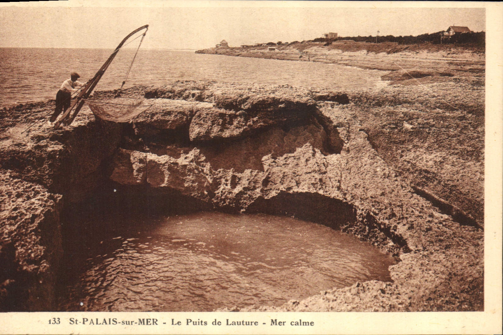 CPA St Palais sur Mer Le Puits de Lauture Mer calme Peche Pecheur