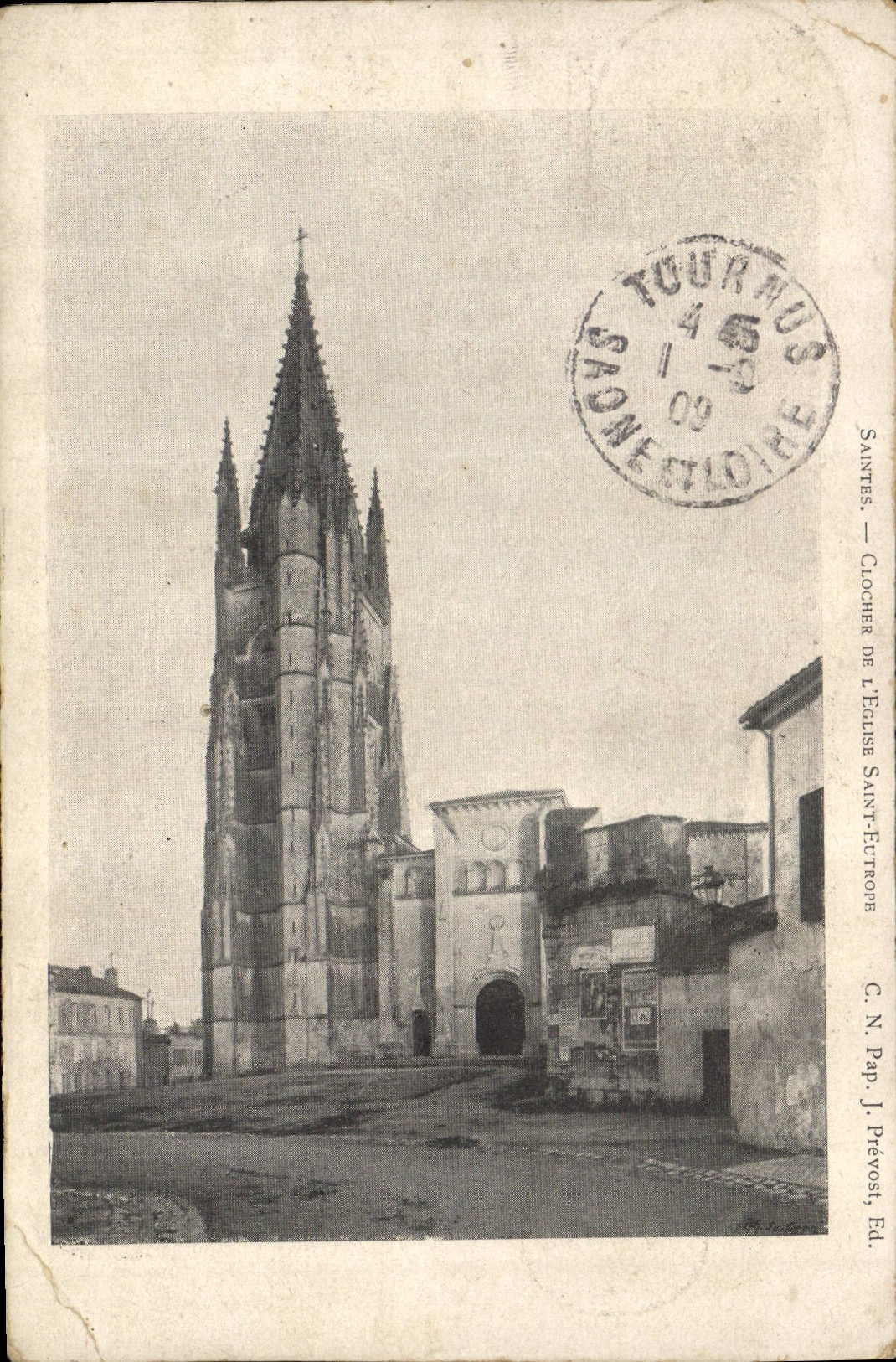 CPA Saintes Clocher de l'Eglise Saint Eutrope 