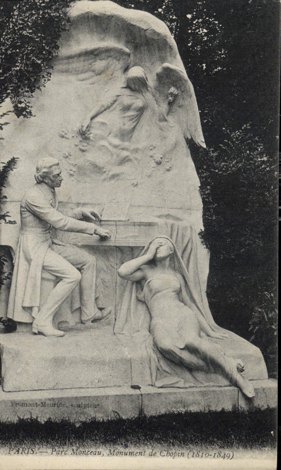 CPA Paris Parc Monceau Monument de Chopin Musique Piano