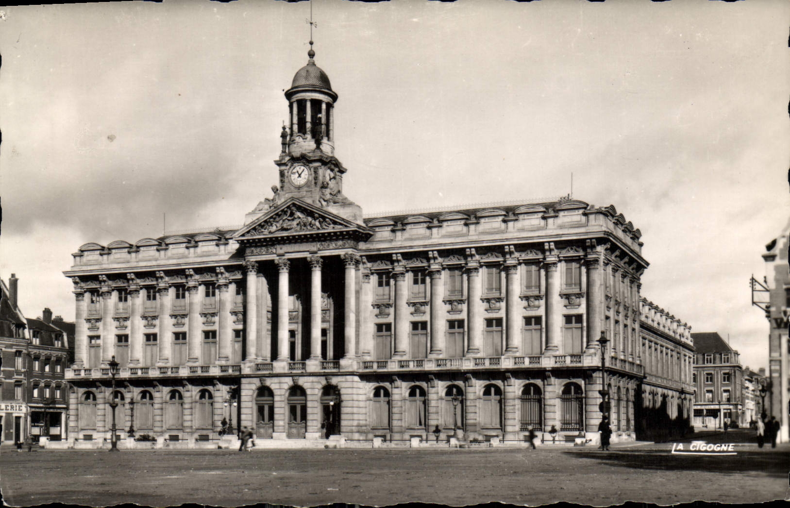 CPA Cambrai Nord L'Hotel de Ville 