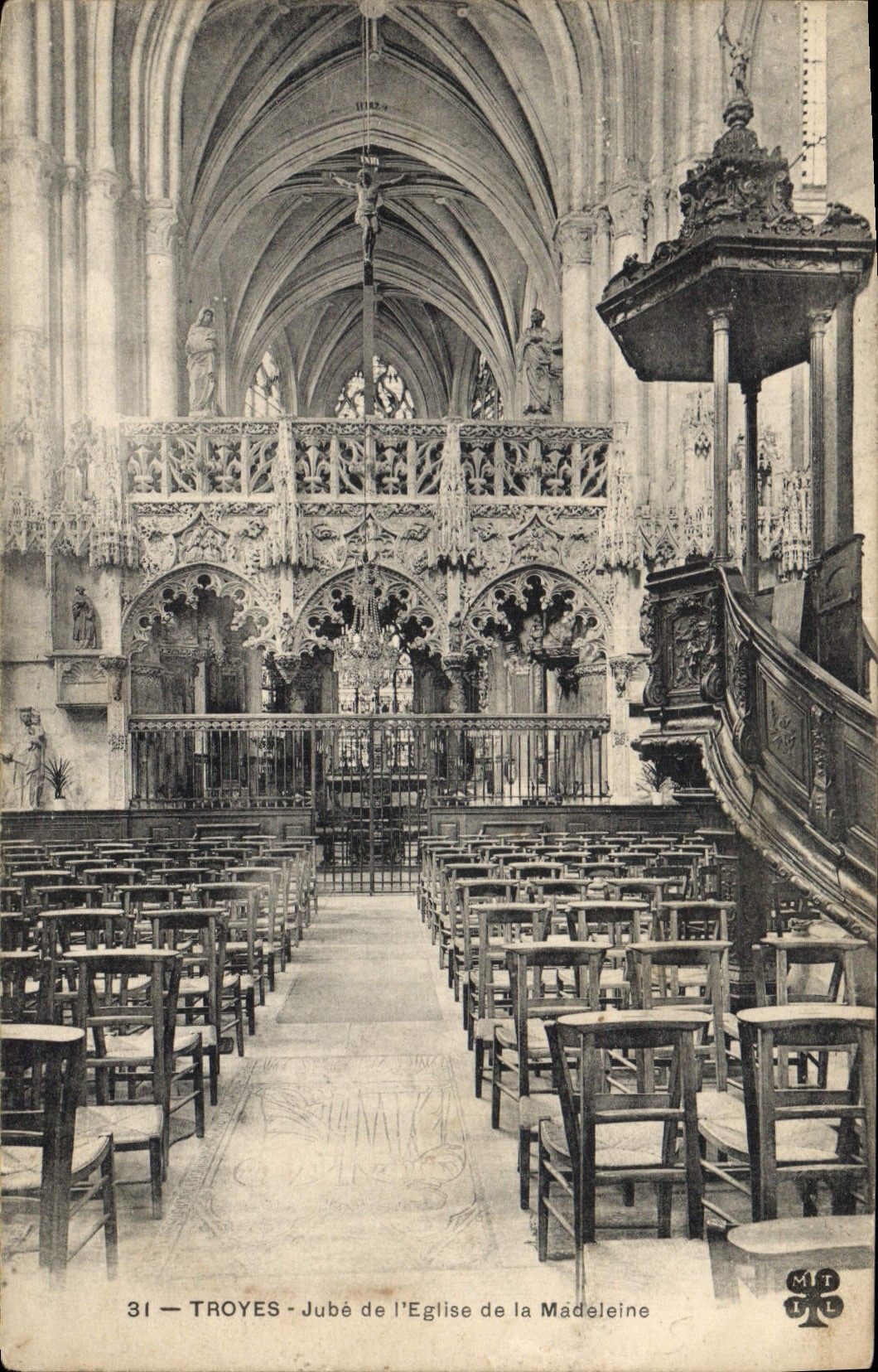 CPA Troyes  Jube de l'Eglise de la Madeleine 