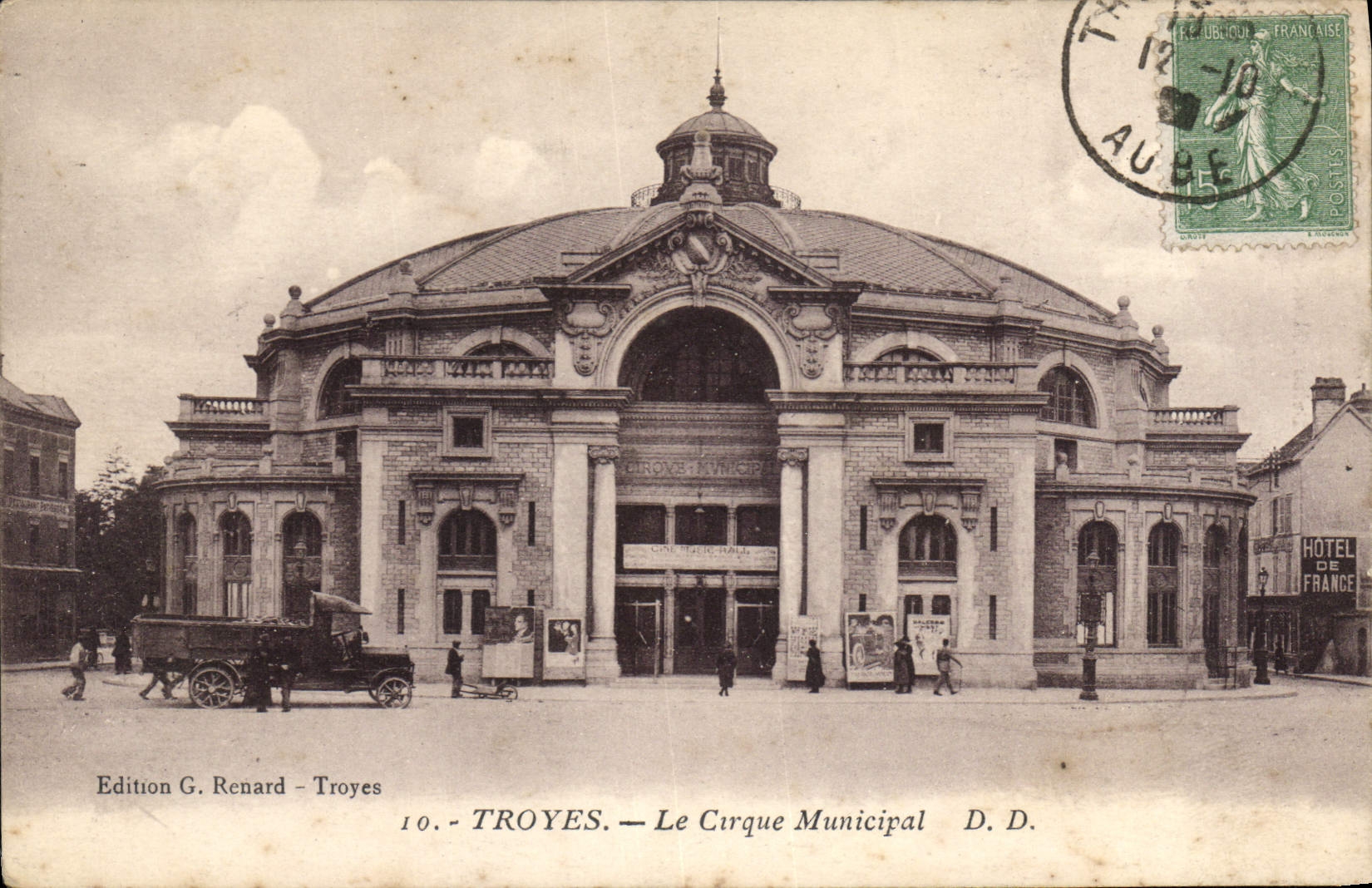 CPA Troyes  Le Cirque Municipal 