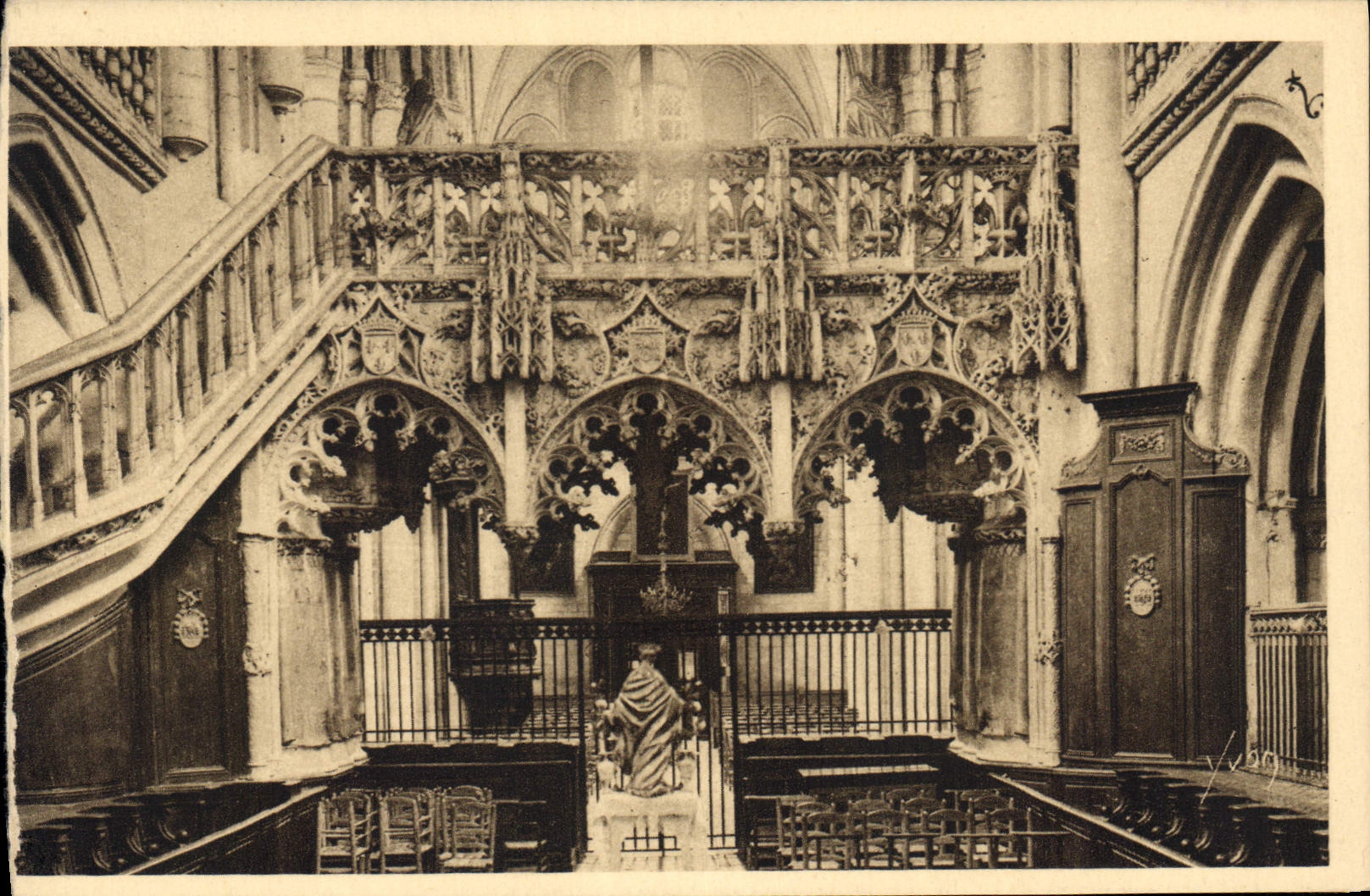 CPA Troyes Aube Eglise Sainte Madeleine Le Jube 