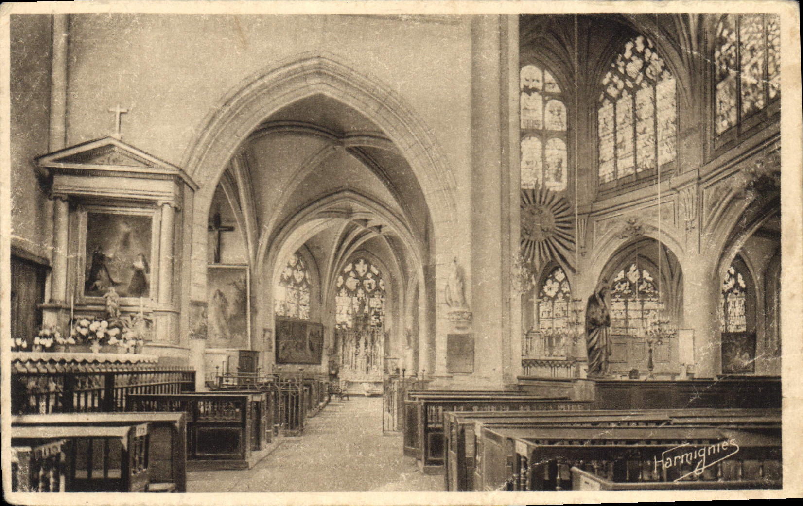 CPA Troyes Eglise Saint Nizier Bas cote nord grande nef et sanctuaire 