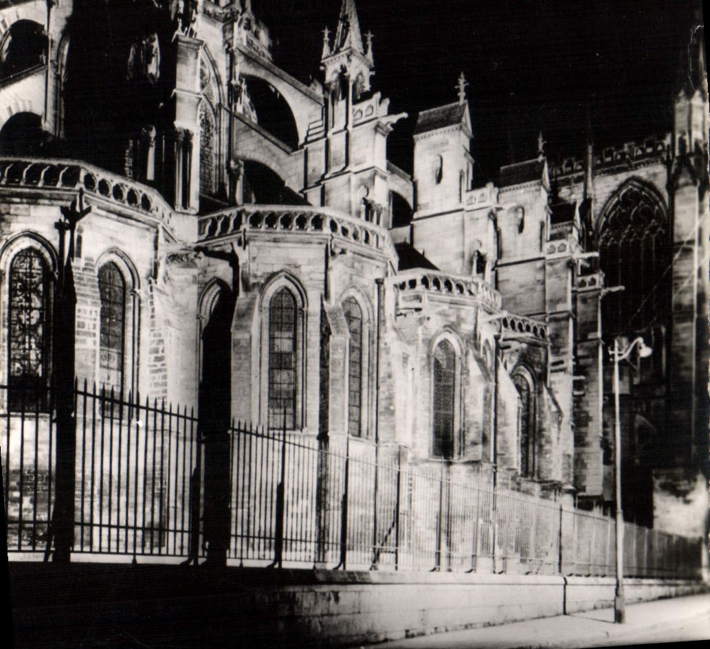 CPA Troyes la nuit Aube Abside de la Cathedrale 