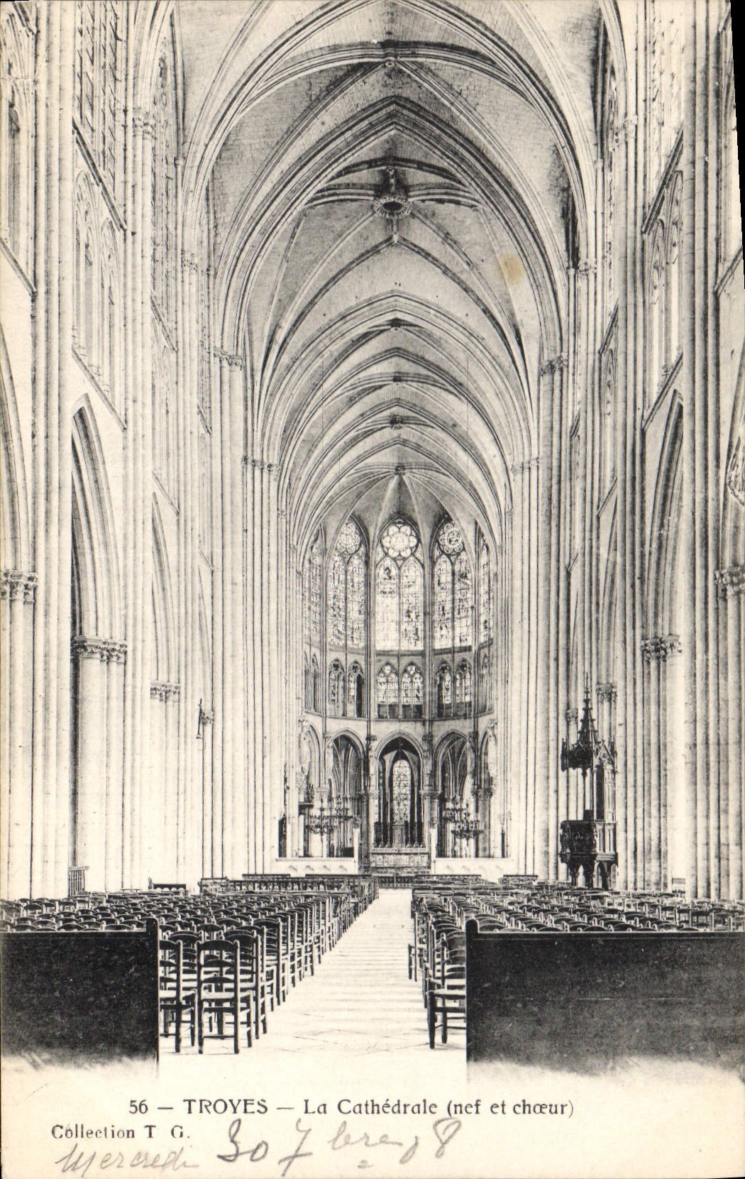 CPA Troyes La Cathedrale nef et choeur 