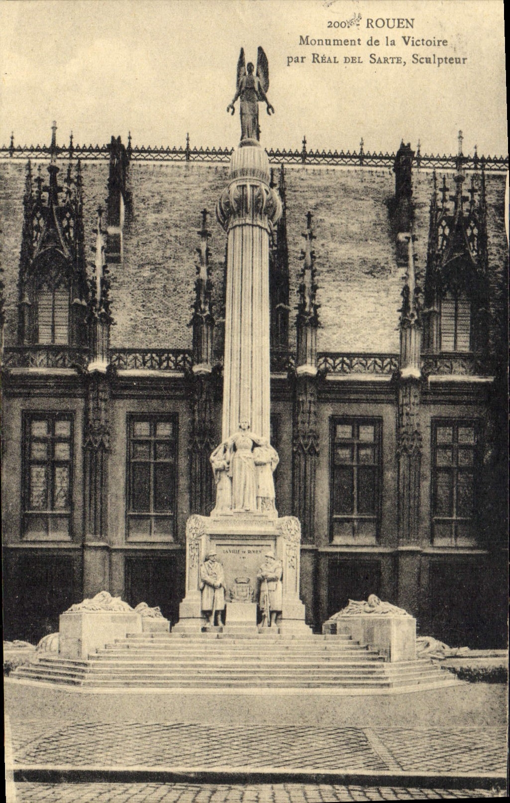 CPA Rouen Monument de la Victoire par Real del Sarte Sculpteur 