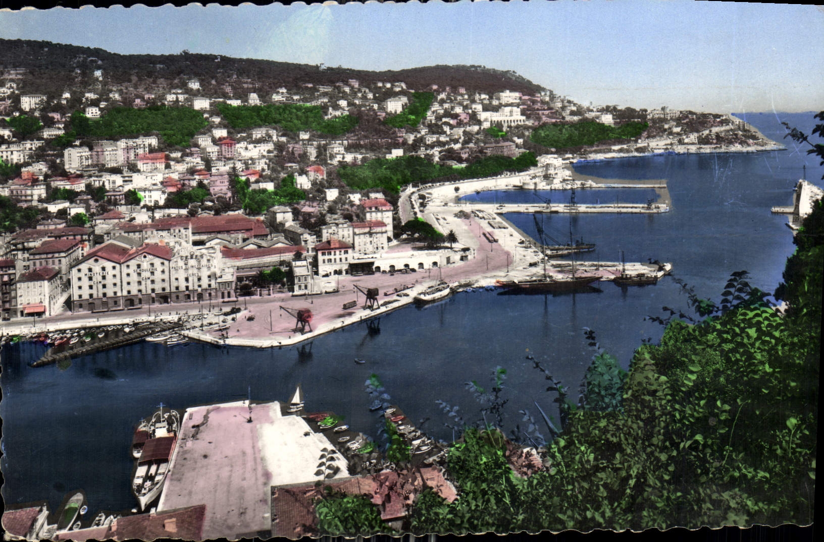 CPA Nice Entree du Port et le Mont Boron