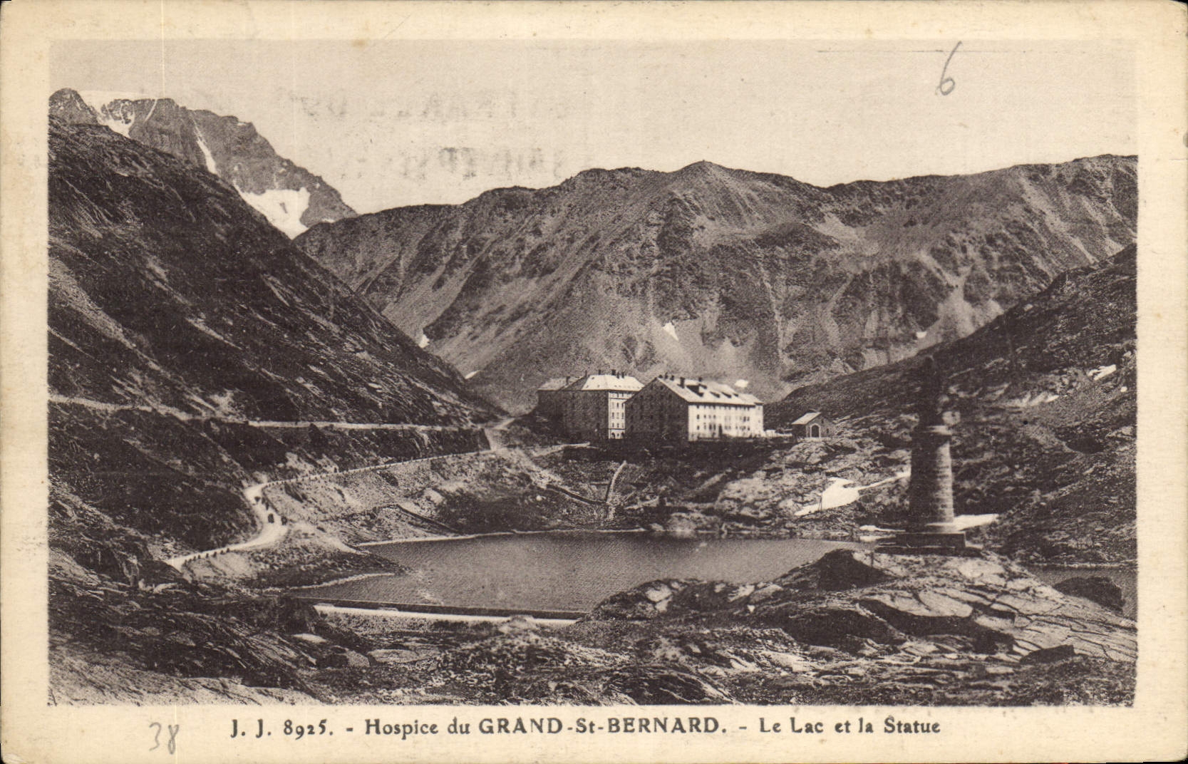 CPA Hospice du Grand St Bernard Le Lac et la Statue 