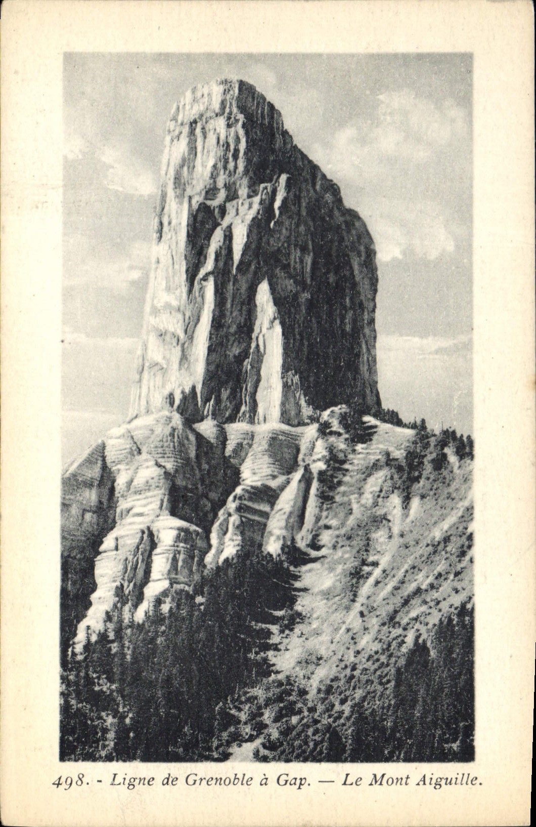 CPA Ligne de Grenoble a Gap Le Mont Aiguille 