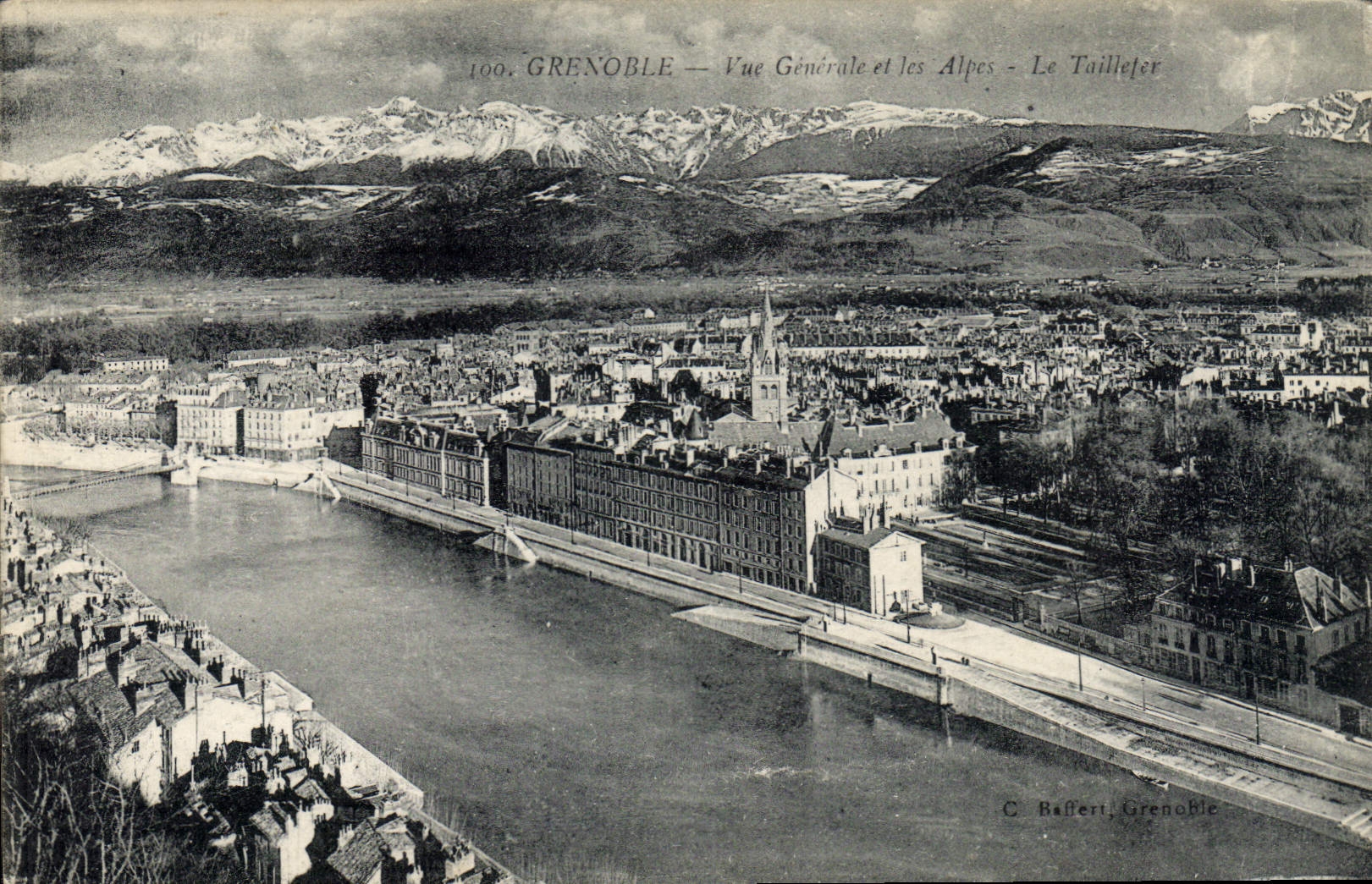 CPA Grenoble Vue Generale et les Alpes 