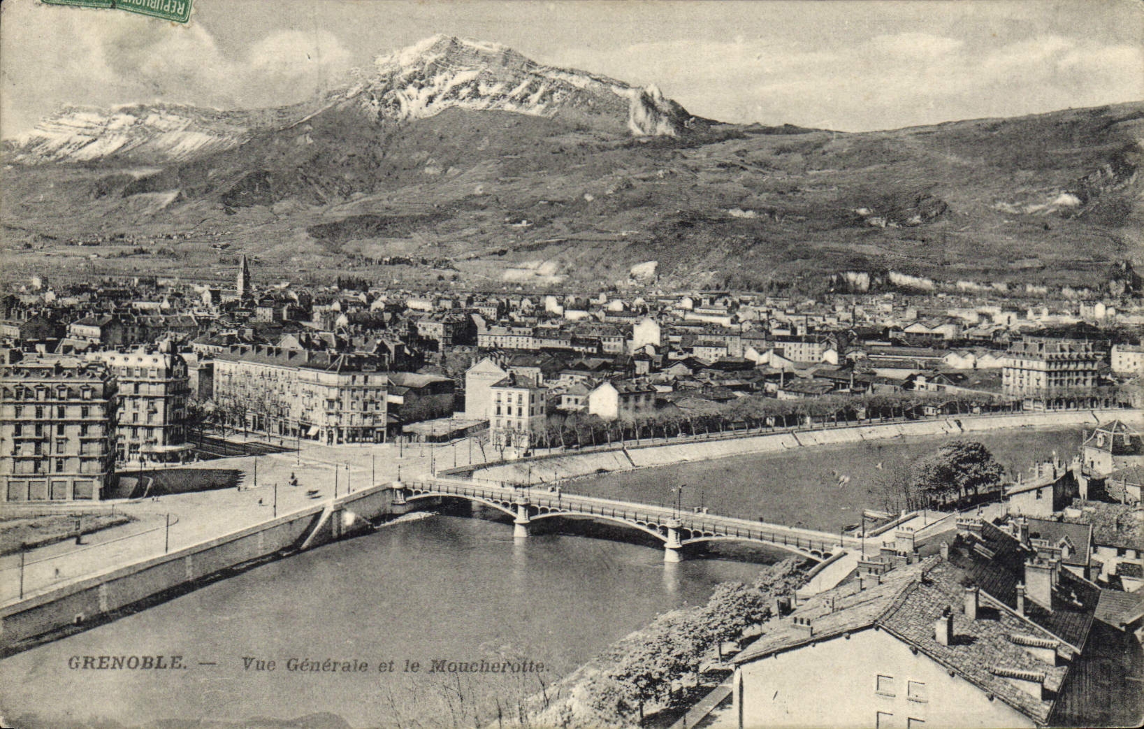 CPA Grenoble Vue Generale et le Moucherotte 
