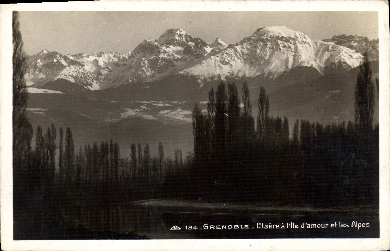 CPA Grenoble L'Isere a l'lle d'amour et les Alpes 