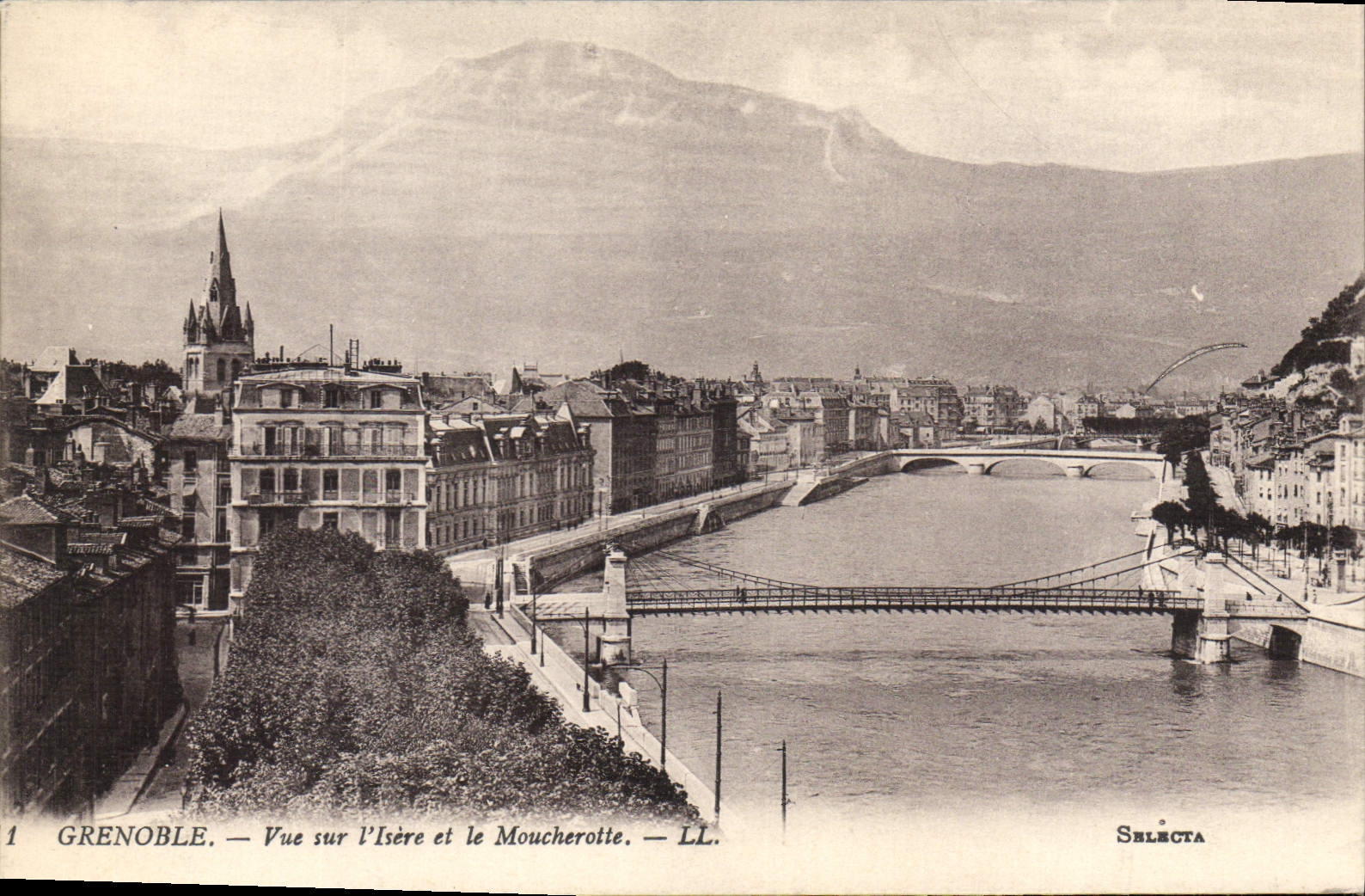 CPA Grenoble Vue sur l'Isere et le Moucherette 