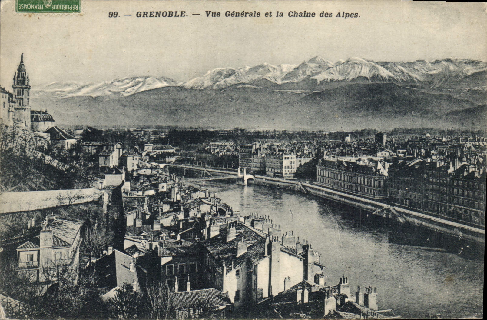 CPA Grenoble Vue Generale et la Chaine des Alpes 