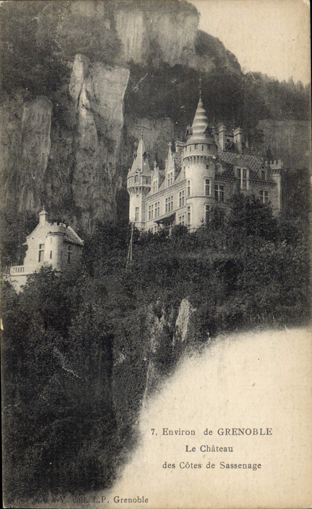 CPA Environ de Grenoble Le Chateau des Cotes de Sassenage 