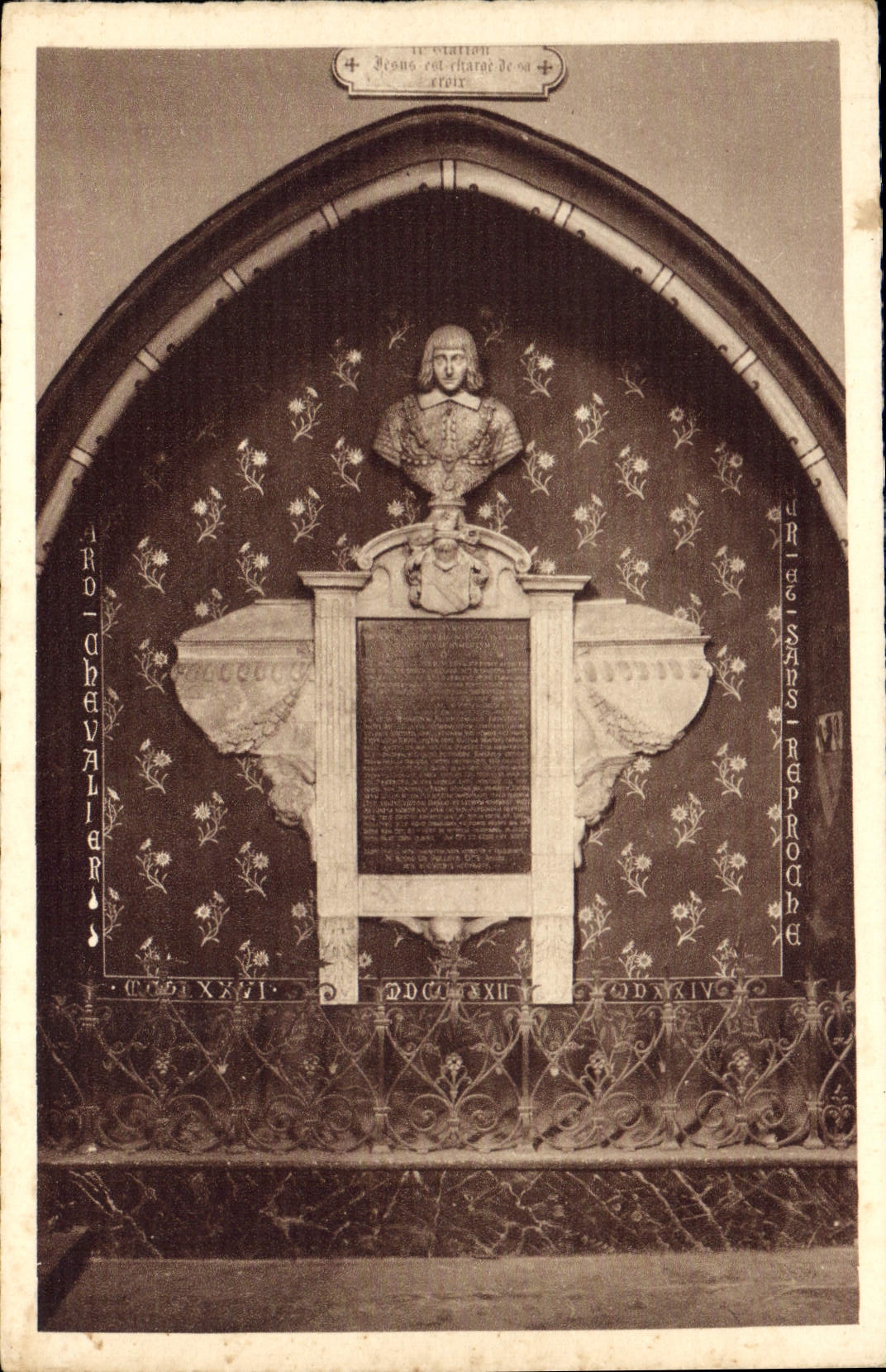 CPA Grenoble Eglise Saint Andre Tombeau de Bayard 