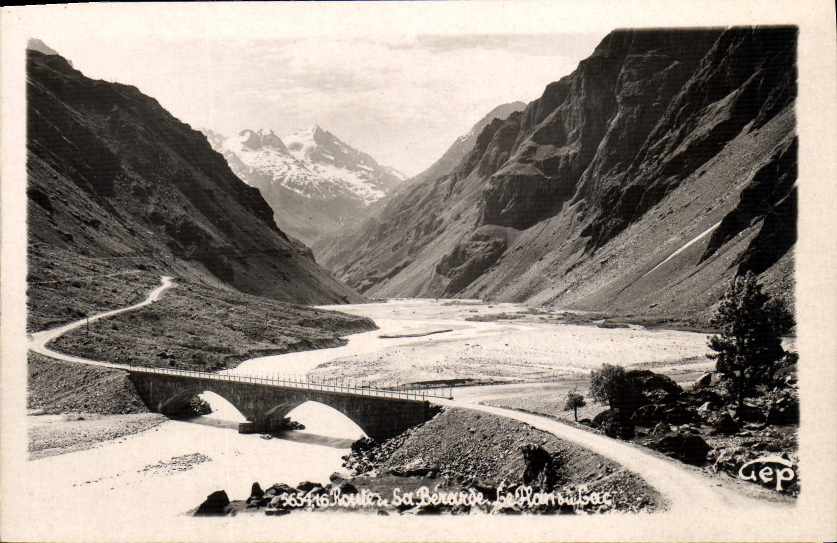 CPA Route La Berarde