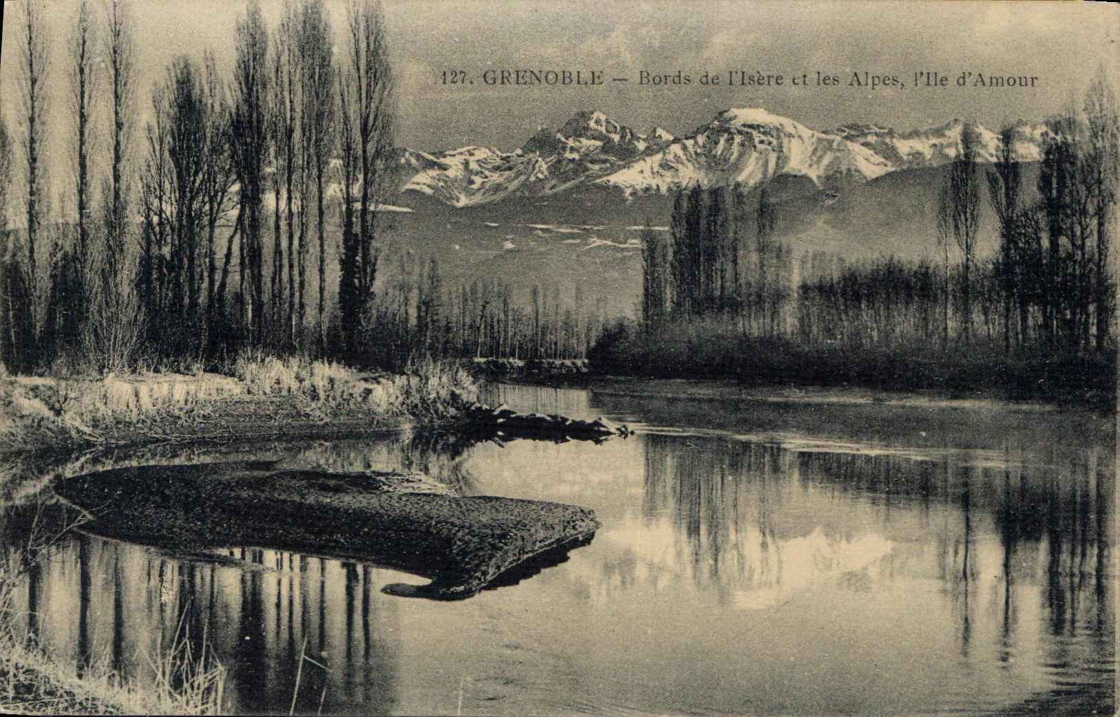 CPA Grenoble Bords de l'Isere et les Alpes l'lle d'Amour 