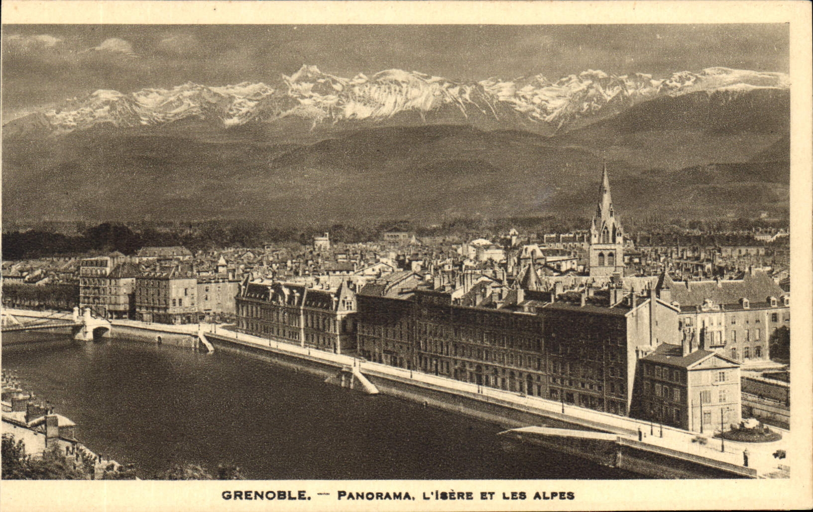 CPA Grenoble Panorama l'Isere et les Alpes 
