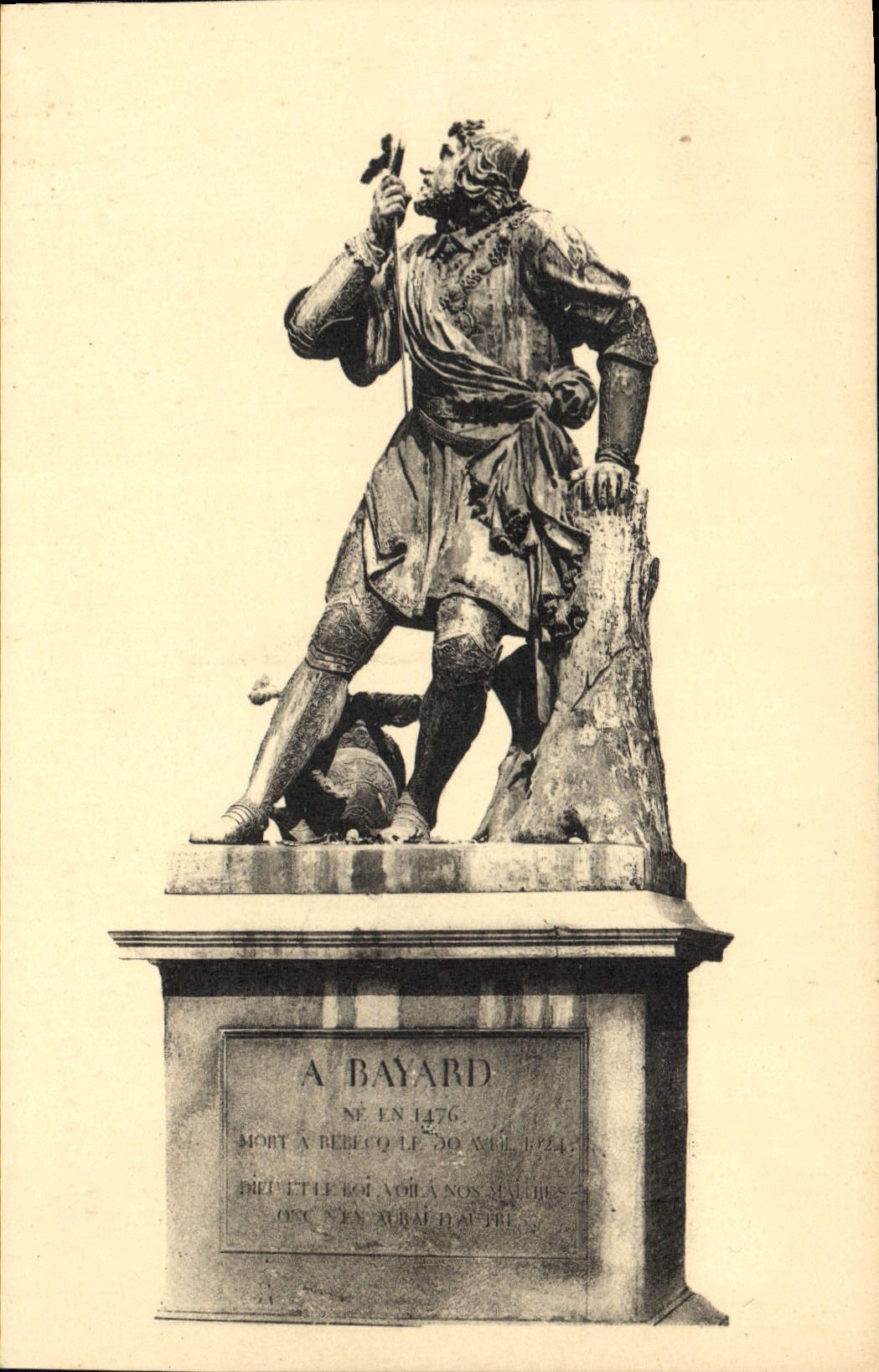 CPA Grenoble La Statue de Bayard 