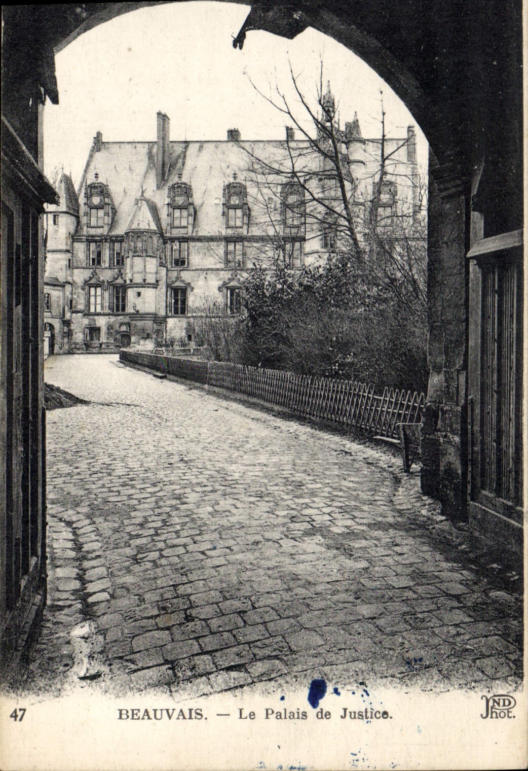 CPA Beauvais le Palais de Justice 