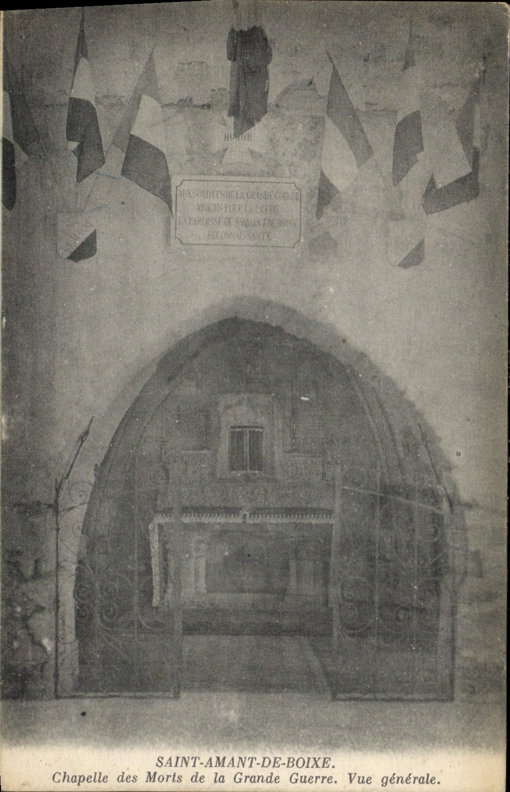 CPA St Aman de Boixe Chapelle des Morts de la Grande Guerre vue generale 
