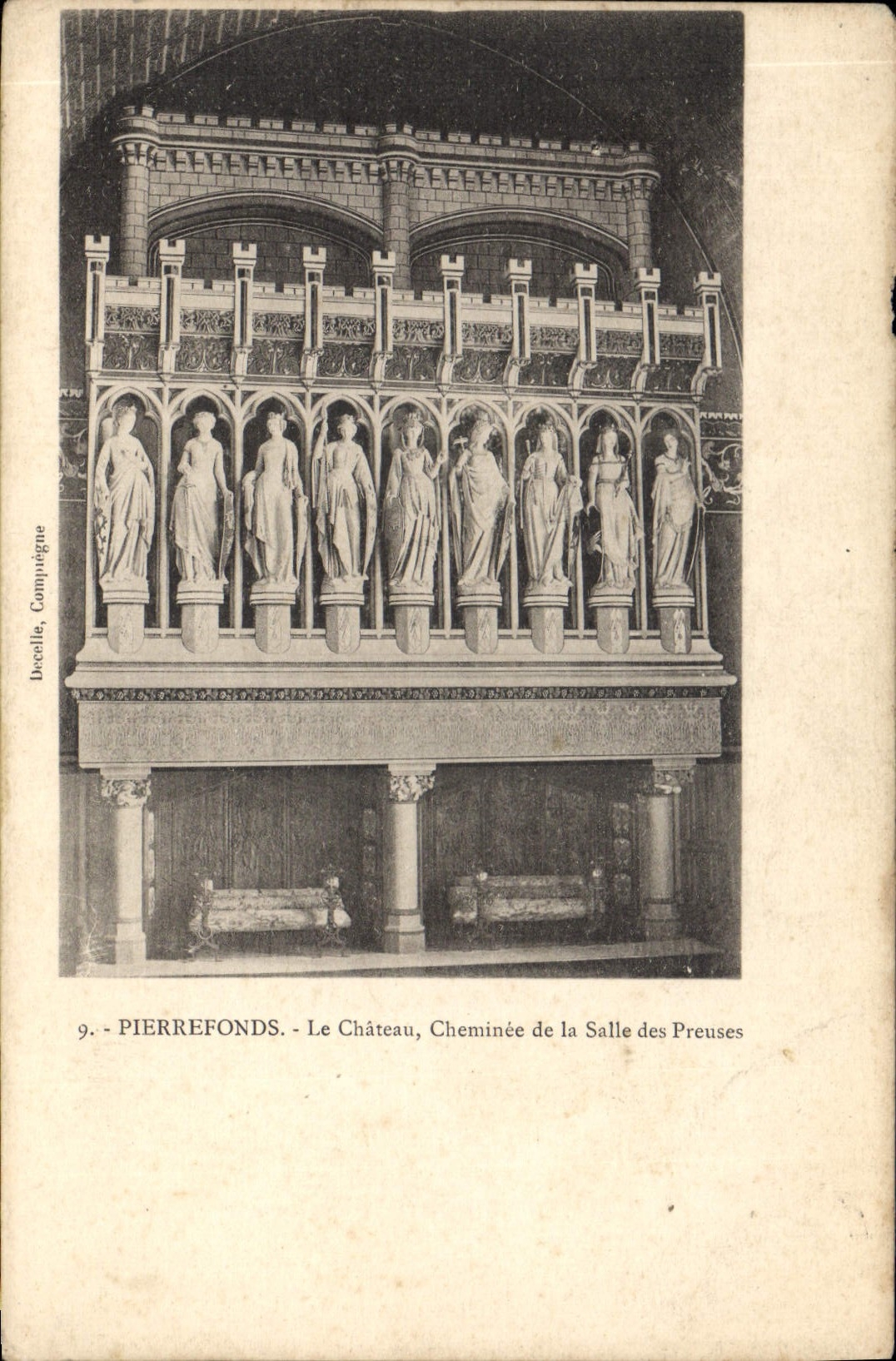 CPA Pierrefonds Le Chateau Cheminee de la Salle des Preuses 