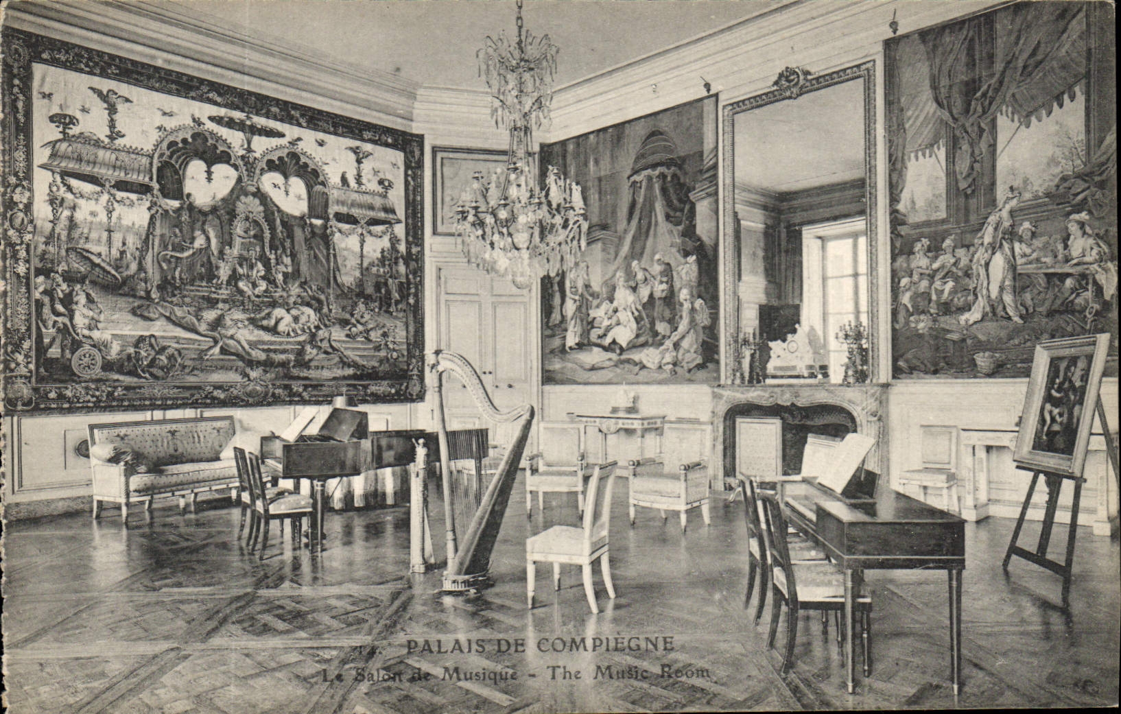 CPA Palais de Compiegne La Salle de Musique 