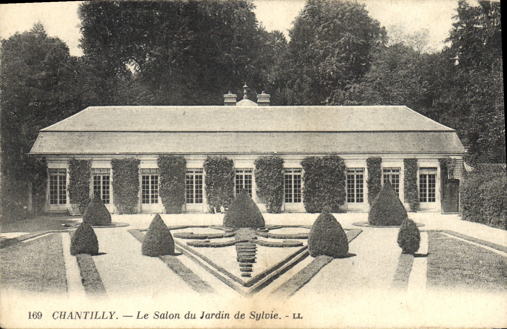 CPA Chantilly le Salon du Jardin de Sylvie 
